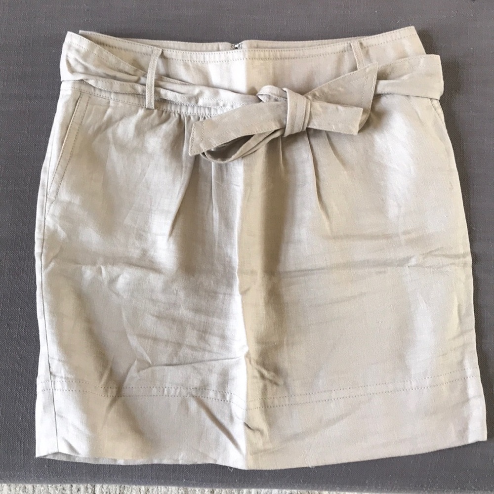 Banana Republic Tan Skirt with Tie - size 12